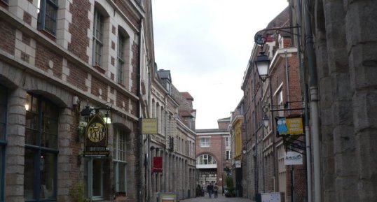 Rue des vieux murs (Vieux Lille)