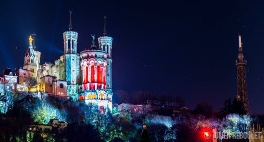 La fête des lumières à Lyon : La nuit transfigurée.