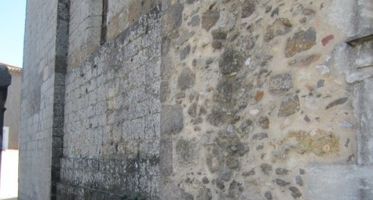 Facade Nord de l'église de Portiragnes